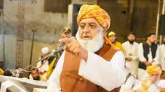 عکس از مولانا فضل رحمان، رهبر جمعیت علمای اسلام پاکستان