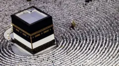 ஹஜ் பயணம் செல்வோர் சௌதி அரேபியாவில் இறந்தால் உடலை என்ன செய்வார்கள்?