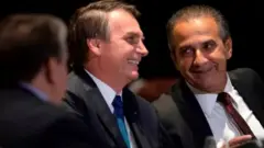 Jair Bolsonaro ao lado de Silas Malafaia, líder da igreja neopentecostal Assembleia de Deus Vitória em Cristo