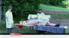 ကြောပိုးအိပ်ထဲက ရွေ့လျားခွဲစိတ်ခန်း