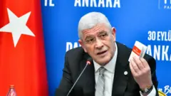 Musavat Dervişoğlu 