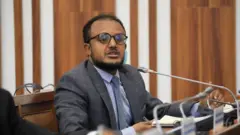 ዶ/ር ደሳለኝ ጫኔ