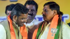 अक्षय कांति बम एमपी के सीएम मोहन यादव के साथ