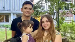 Oriana ve Samir, Arjantin’in yeni lideri Javier Milei’ye oy verdiklerini söylüyor