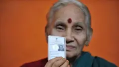 भारत के पहले आम चुनाव 1952 में वोट डालने वालीं वांगीपुरापू सावित्रीम्मा