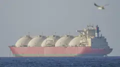 Un buque en el estrecho de Ormuz