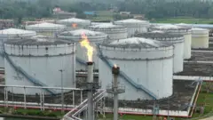 সিলেট গ্যাসফিল্ডসের দুটি প্ল্যান্টে দৈনিক চার হাজার ব্যারেল পেট্রোল ও অকটেন উৎপাদন হয়