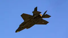 американский истребитель