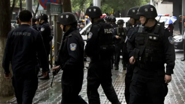 Trung Quốc đã tăng cường an ninh ở Tân Cương sau hàng loạt vụ tấn công