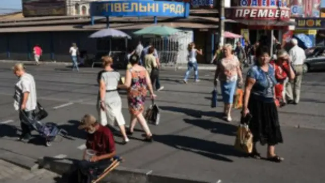 داسې برېښي چې د جمعې په ورځ د اوکراین په ختیځ کې لګېدلی اوربند دوام لري.