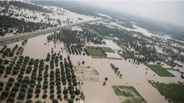 कश्मीर में बाढ़