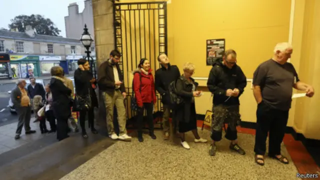 که د سکاټلنډ خلک له برتانیا د نه بیلېدو پرېکړه وکړي، سکاټلنډ ته به ډېر اختیارات ورکړل شي