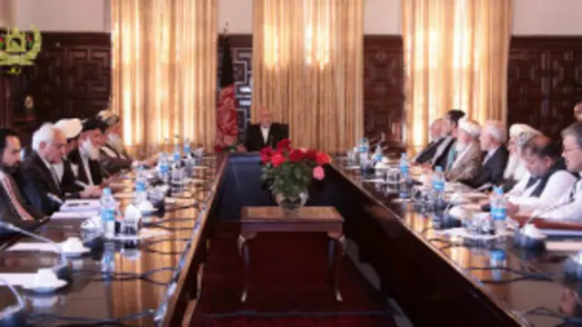 په پام کې ده، چې د جمعې په ورځ پخواني جهادي مشران او د درې ګونو قوو مشران له دواړو نوماندانو سره وګوري.