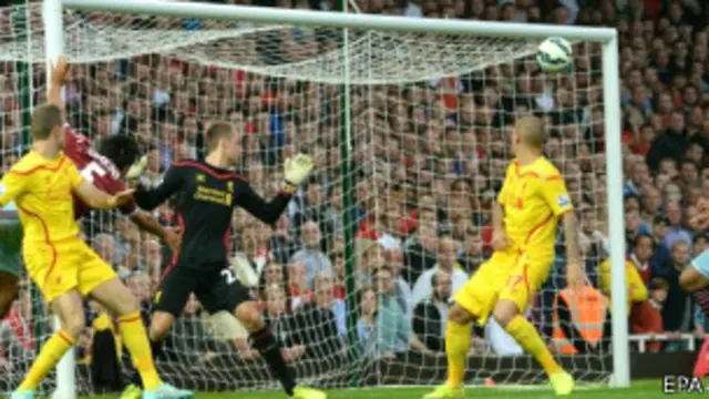 Liverpool yatsinzwe ubugira gatatu mu mukino itanu