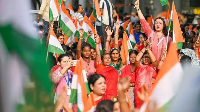 राजनीतिक दलों को पॉश क़ानून 2013 के दायरे में लानी वाली याचिका को सुप्रीम कोर्ट ने खारिज कर दिया