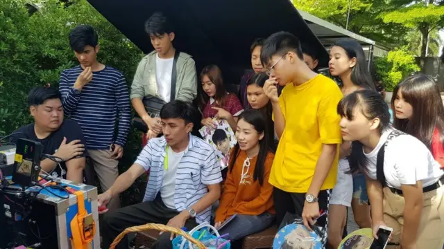 เด็กชมการถ่ายทำซีรีย์