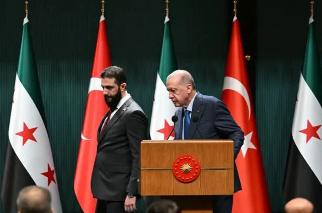  د ترکیې ولسمشر د احمد الشرع هرکلی کوي