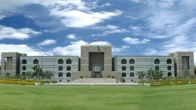 குஜராத்தி பொறியாளரின் கணக்கை முடக்கிய கூகுள்