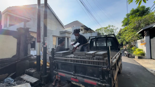 Kuli perempuan di Bali