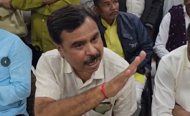 બીબીસી ગુજરાતી, ગુજરાત, બીબીસી, અમદાવાદ, સુરેન્દ્રનગર, શાહબુદ્દીન રાઠોડ, SIR,