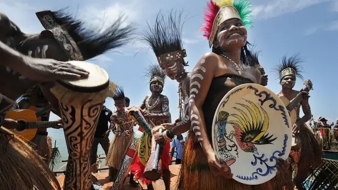 Laporan Indeks Demokrasi Indonesia menilai Provinsi Papua dan Papua Barat memiliki kebebasan sipil tertinggi.