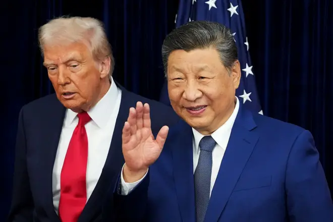 Tổng thống Donald Trump và Chủ tịch Trung Quốc Tập Cận Bình tại Căn cứ Không quân Gimhae vào ngày 30/10/2025 tại thành phố Busan, Hàn Quốc