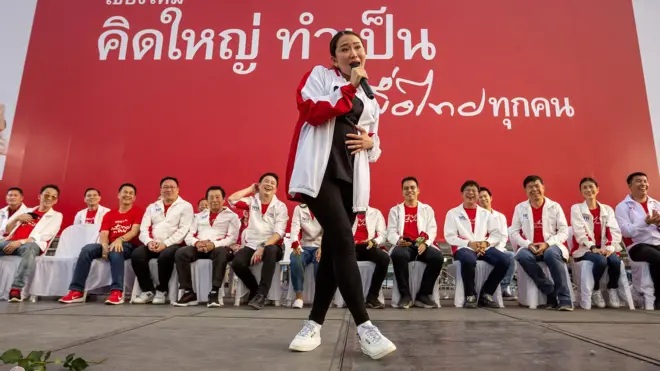 မဲစစ်တမ်းကောက်ယူမှုအရလူကြိုက်အများဆုံးဖြစ်နေတဲ့သက်ဆင်ရဲ့သမီး