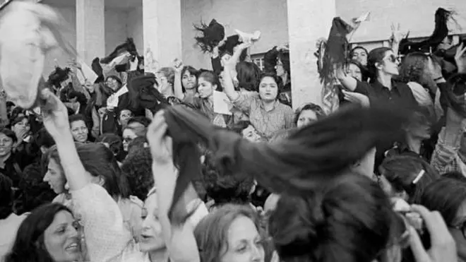 تهران سال اول انقلاب