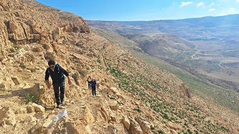 Hikers on steep path on the Camino de Egeria, Jordan (Credit: Silvano Mezzenzana)