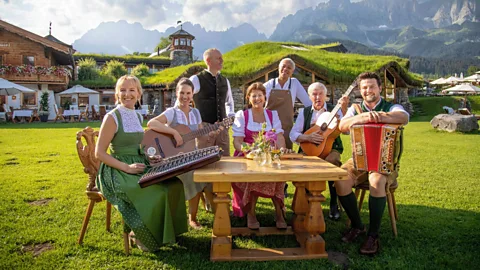 Amazing Hotels: Life Beyond the Lobby Season 6 Episode 7