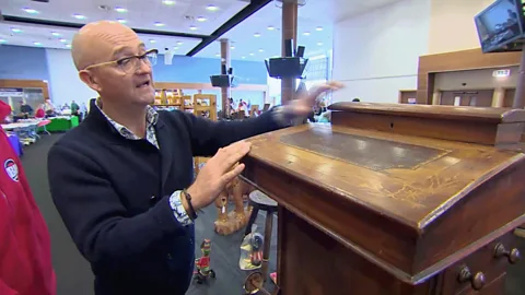 Bargain Hunt Season 39 Episode 1