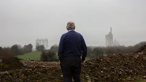 Citizen Quinn: Bankrupt Billionaire Season 1 Episode 1