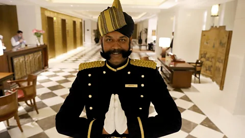 Grand Indian Hotel Season 1 Episode 3